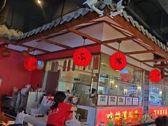 -川流不息·地道川菜·小龙虾(新松江路店)