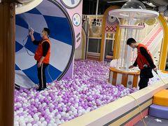 -新百广场(地铁站)