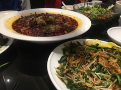 -皇城根·烤鸭·鱼头·家常菜(欧亚大观乐活城店)