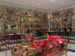 零售区-VENCHI 闻绮(北京国贸商城店)