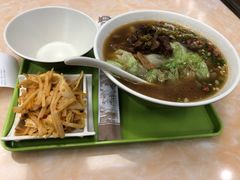 -卓雅桂林米粉