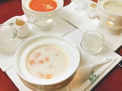 -燕庭·纯燕窝·甜品下午茶(南京西路店)