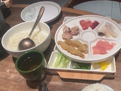 云南过桥米线-云海肴云南菜(浦江欢乐颂店)