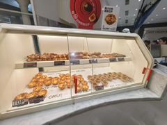 -HOT CRUSH趁热集合·现烤面包(上海环球港店)