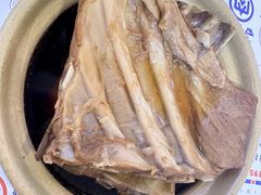 -万和春排骨砂锅米饭(新业广场店)