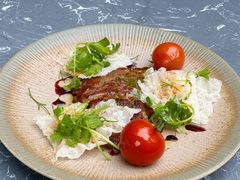 炙烤雪黑猪红酒洋葱梅花肉排-the rug 飞毯 (朝阳公园店)