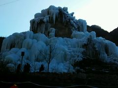 -大平台龙居瀑布旅游区