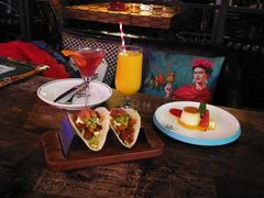 -Famous肥猫墨西哥音乐餐吧(五棵松华熙LIVE店)