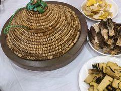 -泸沽肴(泸沽湖大洛水村农村信用社旁店)