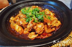 Liutaiju Clay Pot Chicken