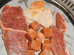 -阪尚皇·原切牛排·烤肉火锅自助(北京路店)