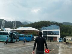 -雅鲁激流探险漂流