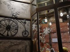 -玛格萝妮(汇智国际商业中心店)