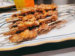 -许哥东北烧烤·铁丳烤串·宫后夹肉(繁花中心店)