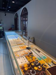 -张师傅首饰加工修理(西单华威潮铺街店)