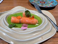 牛油果挪威三文鱼配鱼子酱-格鲁·秀色Georgia’s Feast