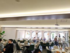 -何适山庄·团餐住宿(水长城P2停车场店)