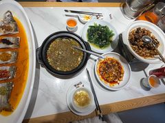 -饭橘汉江码头·乡野土菜馆(静安路店)