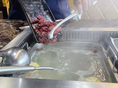 -牛里牛气· 榴莲海鲜鲜牛肉自助火锅·烤肉(横岗店)