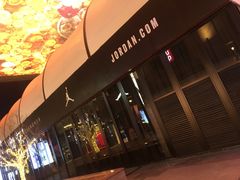 -Air Jordan(世贸天阶店)