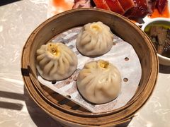 蟹粉汤包-松鹤面馆·古法焖肉面(观前店)