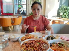 -红樱桃·欢乐餐厅(太原里店)