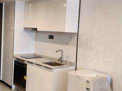 -铂斯登行政公寓(深圳北站汇隆中心店)