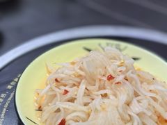 -周良天山牛杂城(天山路总店)