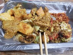 -二钢串叔麻辣烫(华龙大厦店)
