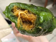 艾叶咸蛋黄肉松青团-王家沙点心店(南京西路总店)