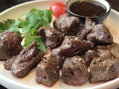 -恰餐厅及酒吧 CHAR Bar & Grill (北京丽都皇冠假日店)