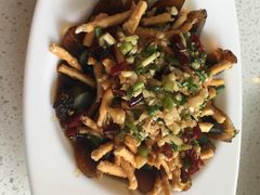 -张大师鸭爪爪特色干锅(南湖店)