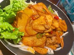 干锅土豆片-川人百味(金安中央大街店)