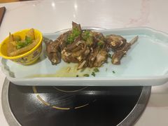 -黑青稞庄园·新式藏餐·牦牛肉汤锅(新都桥店)