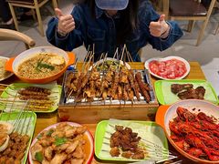 -烤满分·东北烧烤(首经贸店)