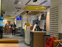大堂-麦当劳(百联西郊购物中心店)