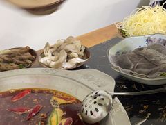 -重庆故事姊妹老火锅(财经学院店)