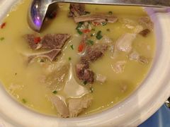 -霄汉牛三鲜湖北砂锅菜(万松园2店)