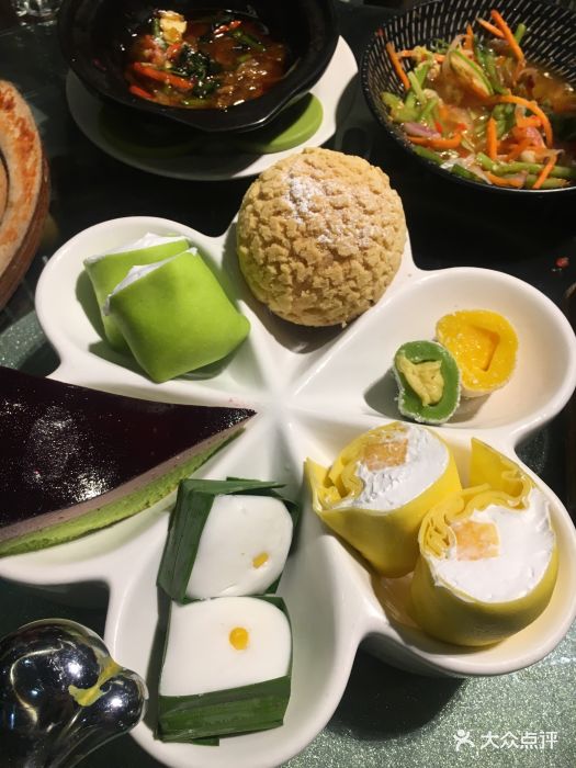汉泰中泰融合餐厅(嘉亭荟城市生活广场店)甜品拼盘图片