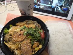 -空投来辣·麻辣香锅·冒菜(华新美食荟店)