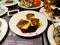 -小天鹅戴斯酒店鲸鲨百汇创作料理