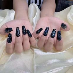 -美斯洛美甲美睫连锁店