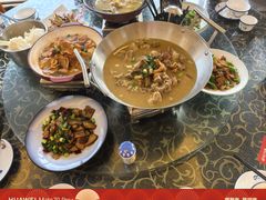 -老唐三下锅 ·张家界地标美食(溪布街店)