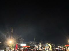 -亚龙湾希尔顿自助餐厅·海鲜·烧烤·沙滩BBQ·现场乐队