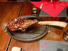 -恰餐厅及酒吧 CHAR Bar & Grill (北京丽都皇冠假日店)