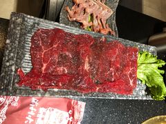 渝利招牌手切牛肉-渝利重庆火锅