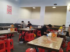 -冶建镜子·老南昌大排档·江西虾王(总店)