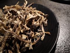 鹿茸菇-渝涯重庆豆花老火锅(中赢国际店)