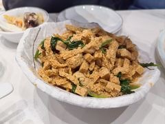 -马尔龙新疆饭店·清真(瑞景店)