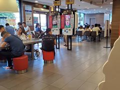 大堂-麦当劳(田林好又多店)